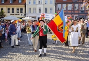 Festumzug mit den Stadtführern an der Spitze