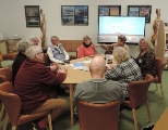 Die SilverSurfer beginnen ihre Beratung in der Stadtbibo